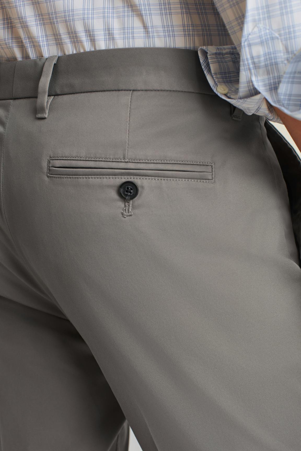Weekday Warrior Dress Pants