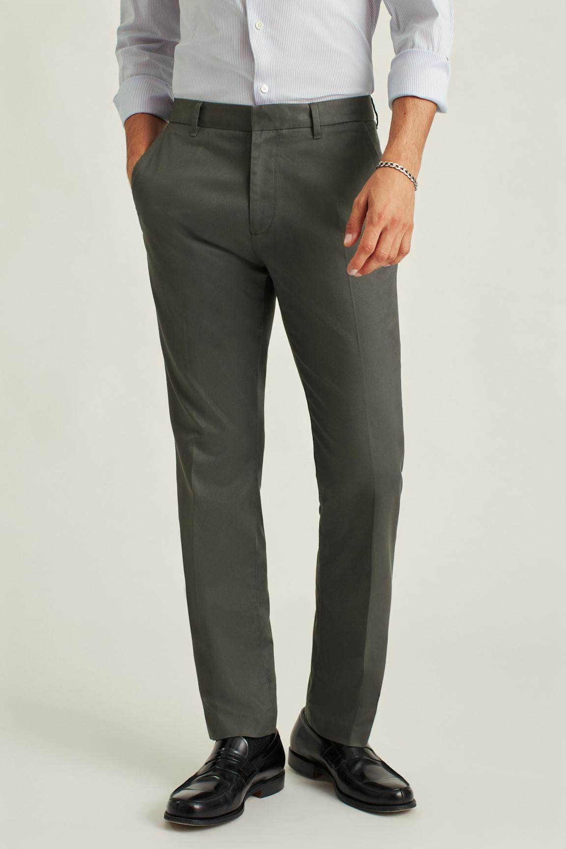 Weekday Warrior Dress Pants
