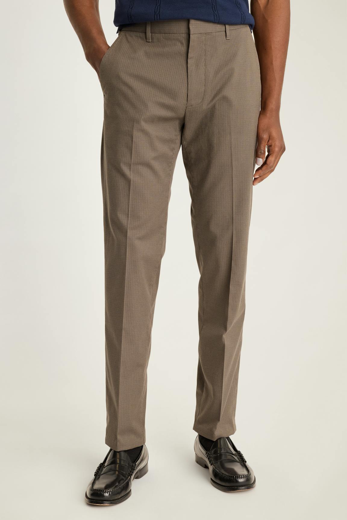 Weekday Warrior Dress Pants