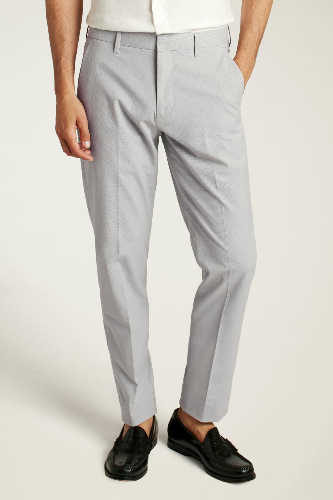 Weekday Warrior Dress Pants