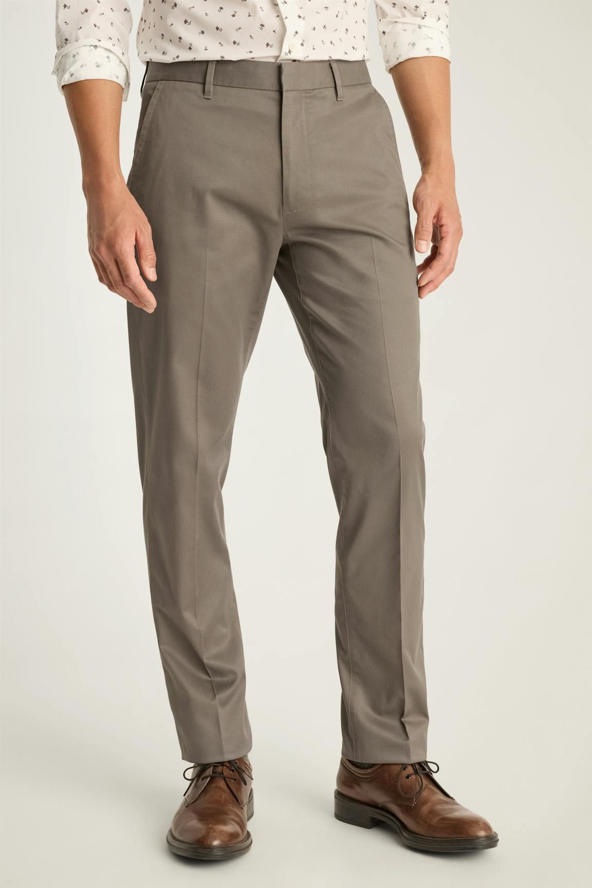 Weekday Warrior Dress Pants