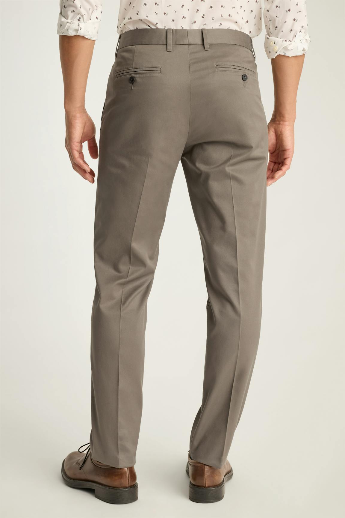 Weekday Warrior Dress Pants