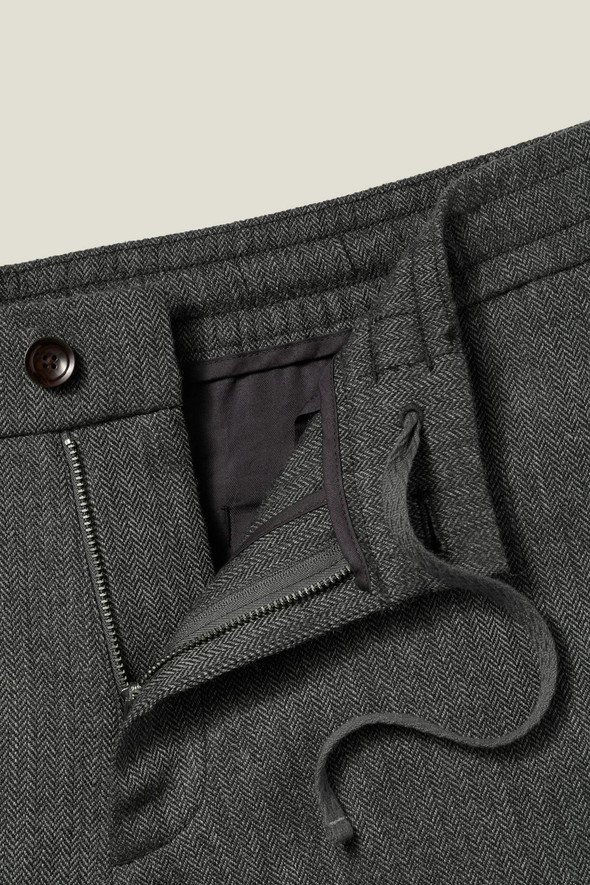Wool Drawstring Trouser