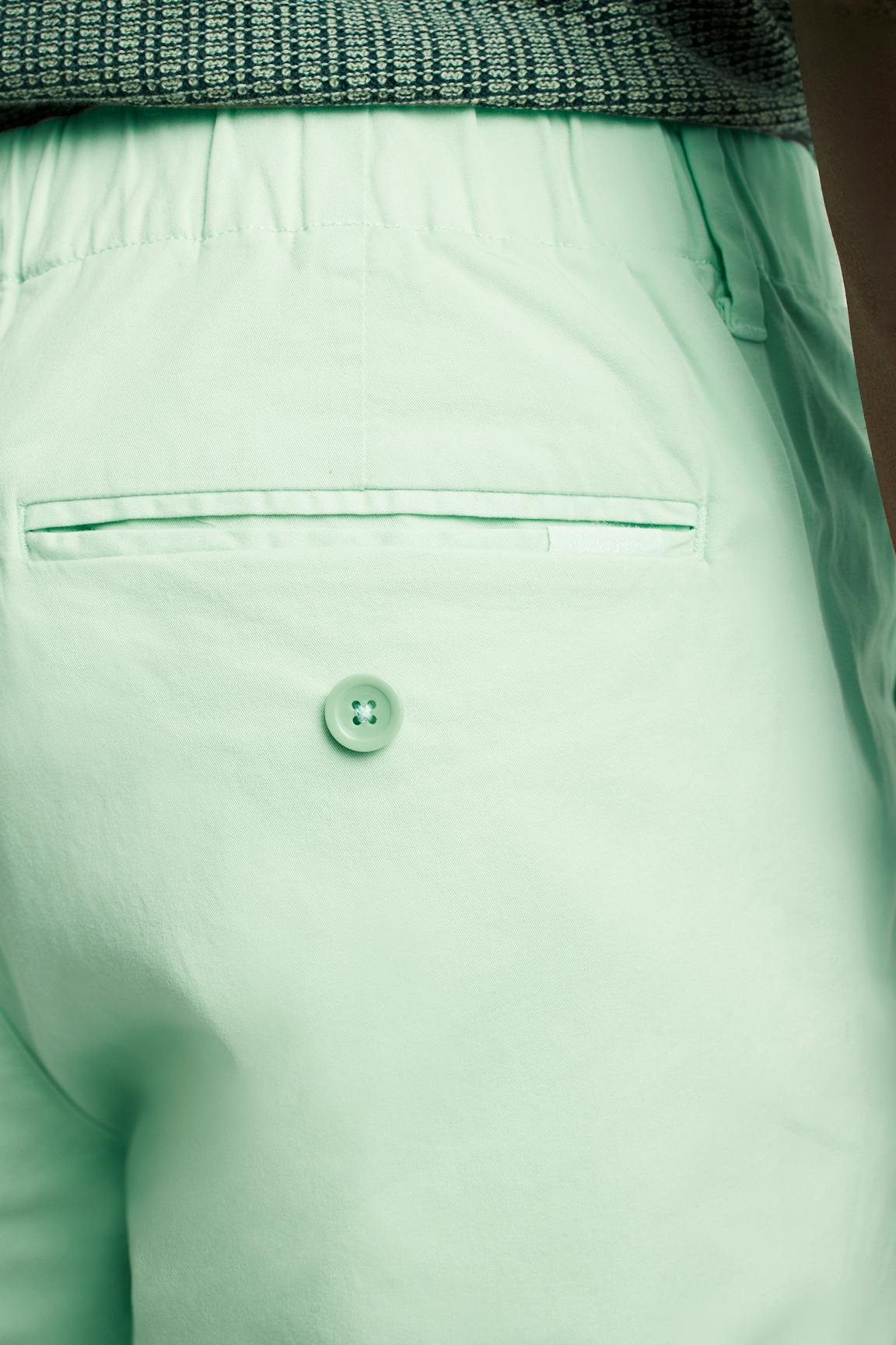 Lightweight Chino Short