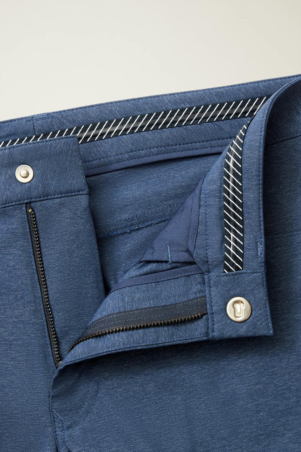 Lightweight 5-Pocket Golf Pant